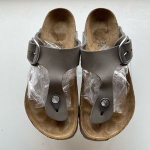 Birkenstock Gizeh Big Buckle slide Sandal  Dove Grey Size 6 6.5